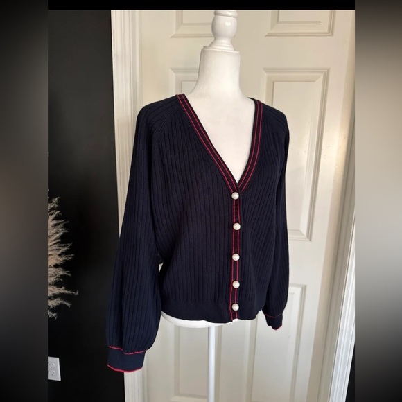 NWT Talbots V-Neck Ribbed Pearl button Cardigan Tipped Navy with Red
Size Large - Picture 5 of 12